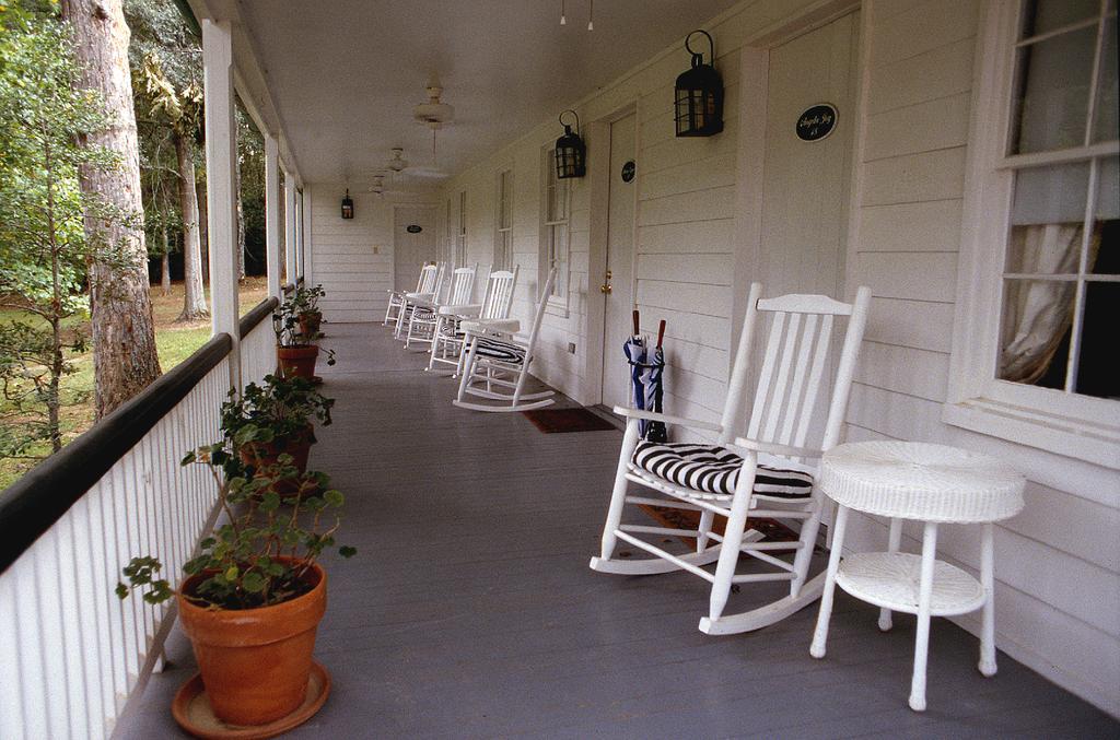 Monmouth Historic Inn Натчез Экстерьер фото